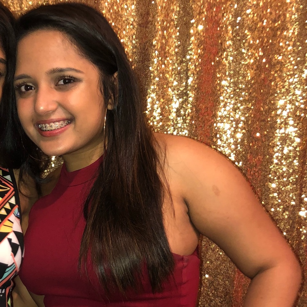 Meet your Posher, Anjali